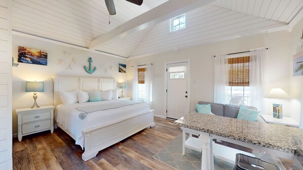 1 bedroom, bed sheets