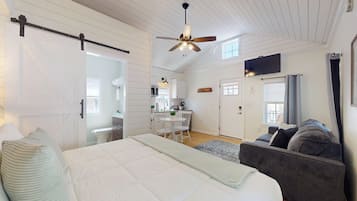 1 dormitorio y ropa de cama