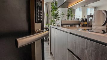 Studio (1) | Sisätilat