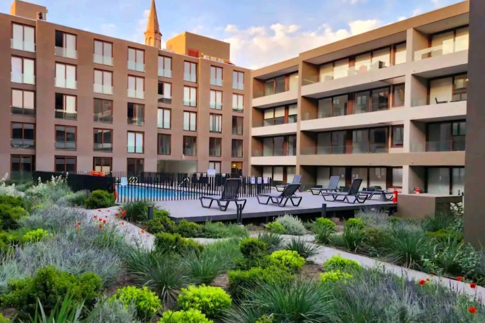 Studio (16) | Pool | Seasonal outdoor pool