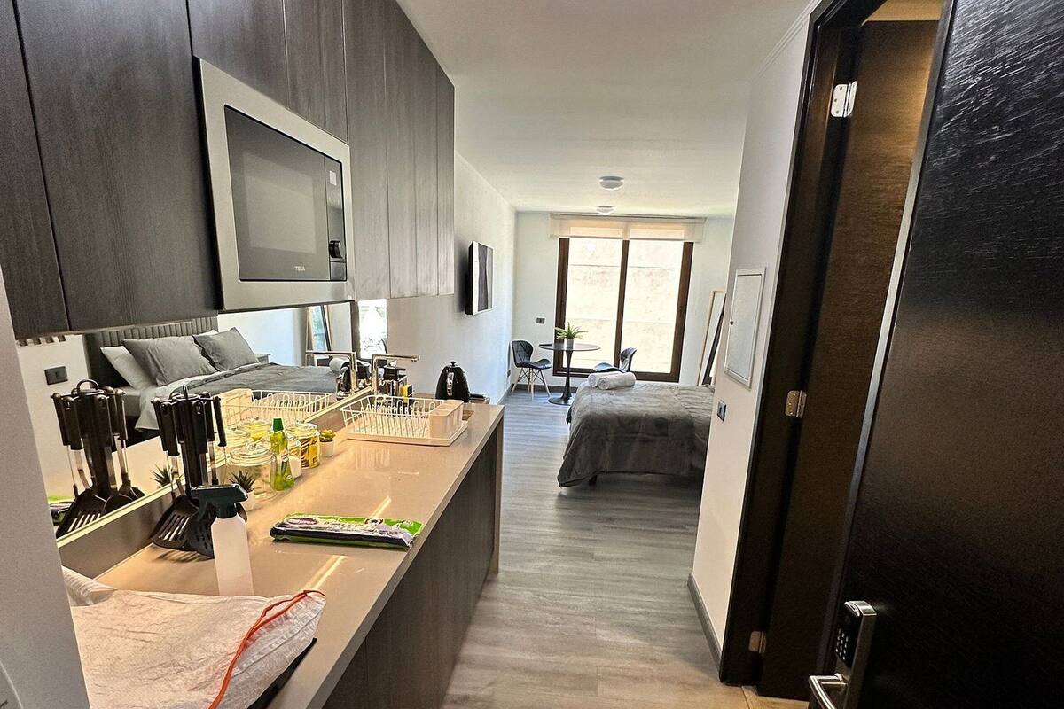 Premium Double Room, 1 Double Bed, Air conditioning | Premium bedding, memory foam beds, soundproofing, iron/ironing board