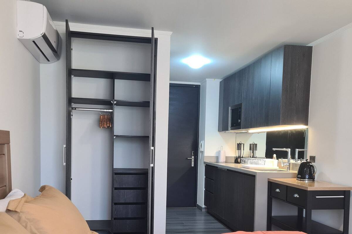 Premium Double Room, 1 Double Bed, Air conditioning | Premium bedding, memory foam beds, soundproofing, iron/ironing board