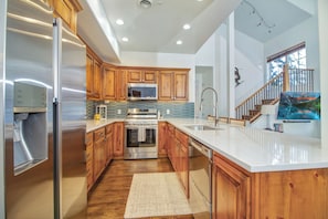 Microwave, oven, stovetop, dishwasher