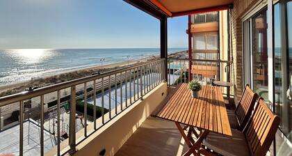 Charming 2-bedroom apartment with AC, WiFi in lovely Mar y Naranjo