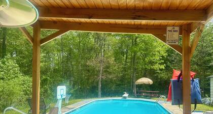 Secluded Tiny Pool House -Private Pool -Self Check in