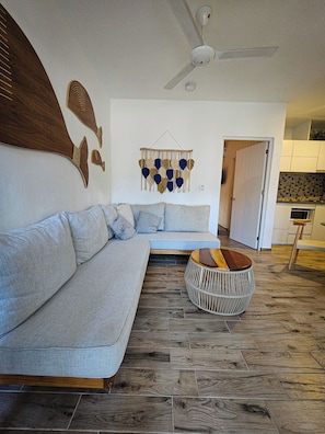 Apartment, Garden View | Living area
