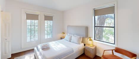 Apartamento, vistas a la ciudad | 3 dormitorios y mobiliario individual