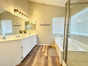 Hair dryer - Cozy 5BR w/Games & Pool for All! (North Las Vegas)