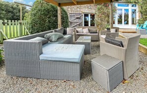 Terrace/patio - Lovely home in Les Loges-Marchis (Les Loges-Marchis)