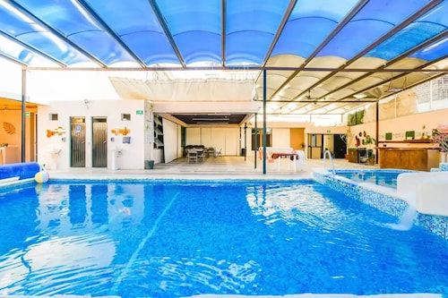 Private Double Room in Guesthouse Guadalajara 1