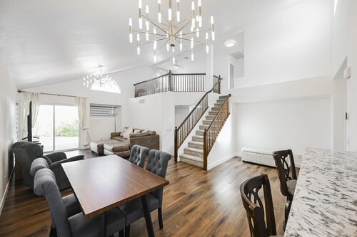 SVS: Cozy 2BD/2BA Las Vegas Home | Quiet Neighborhood | Sleeps 4