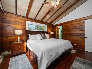 4 عدّة غرف نوم ومكتب ومكواة/لوح كي وواي فاي مجانًا