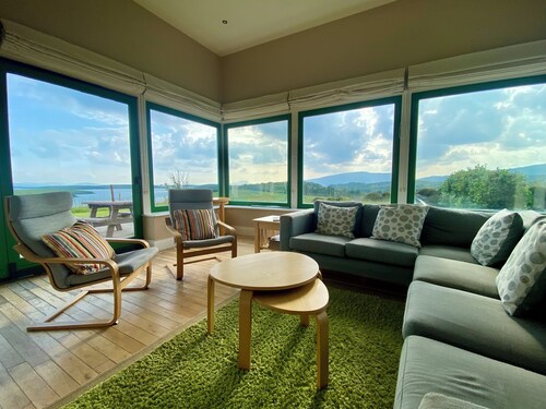 LIGHTHOUSE HILL, family friendly in Mulranny, County Mayo