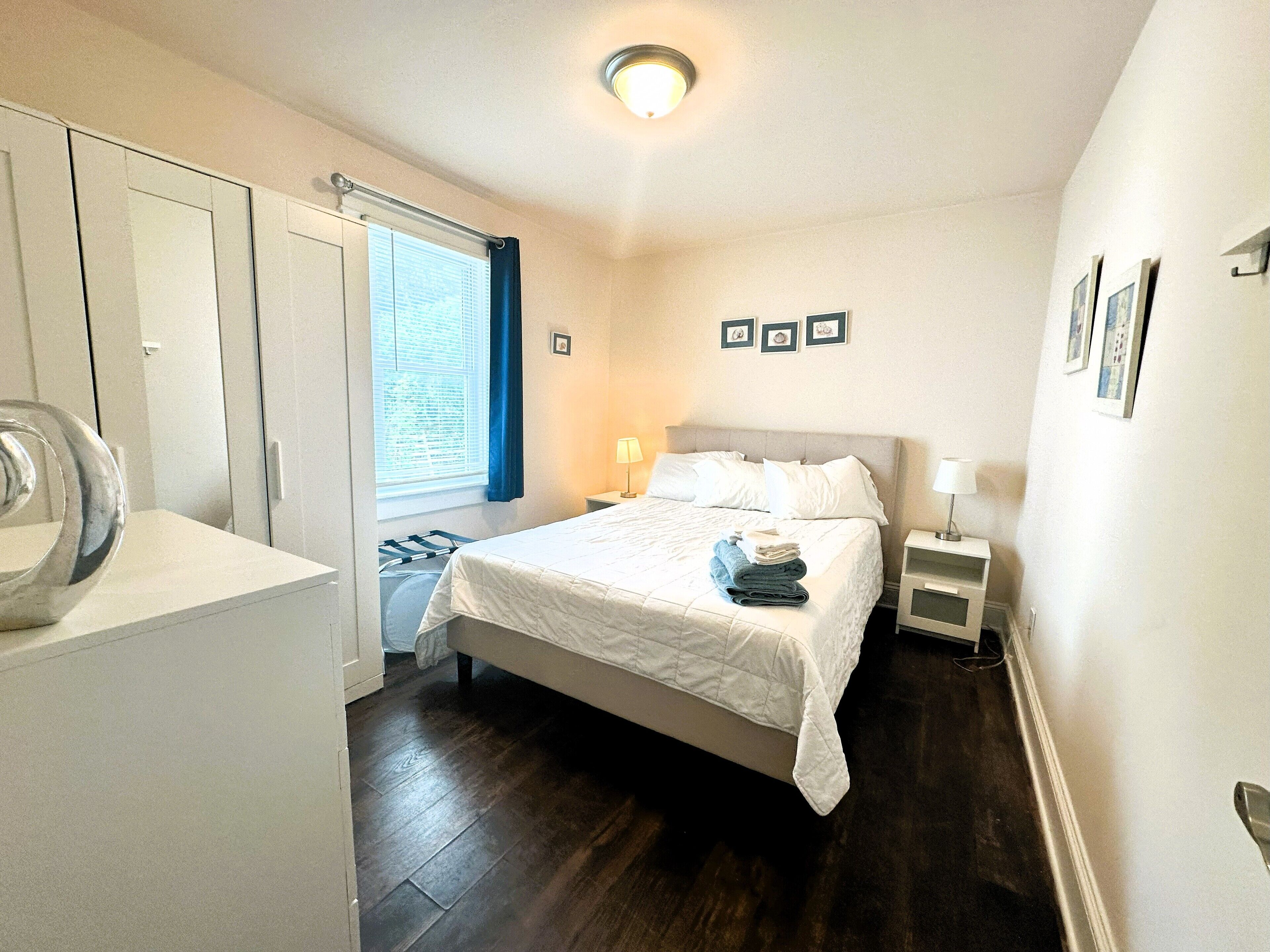 3 Schlafzimmer, Schreibtisch, Bügeleisen/Bügelbrett, kostenloses WLAN