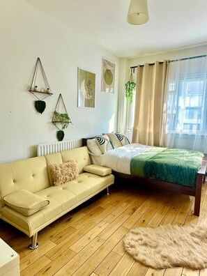 1 chambre, fer et planche à repasser, Wi-Fi, draps fournis