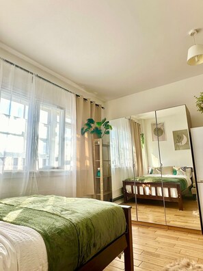 1 chambre, fer et planche à repasser, Wi-Fi, draps fournis