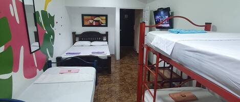 8 bedrooms, WiFi, bed sheets