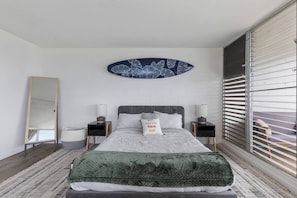 2 Schlafzimmer, Schreibtisch, Bügeleisen/Bügelbrett, WLAN