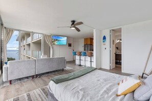 2 slaapkamers, een bureau, een strijkplank/strijkijzer, wifi