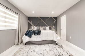 3 Schlafzimmer, Schreibtisch, Bügeleisen/Bügelbrett, kostenloses WLAN