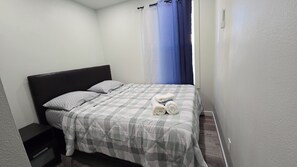 2 bedrooms, iron/ironing board, WiFi, bed sheets