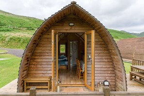 Exterior - Cosy Rural Cabin With Hillside Viewpoint (Moffat)