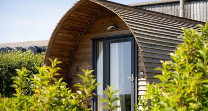 Cosy Rural Cabin in the Cornish Countryside