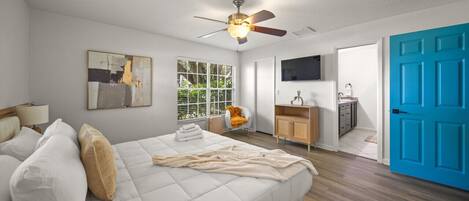 10 bedrooms, desk, iron/ironing board, travel cot