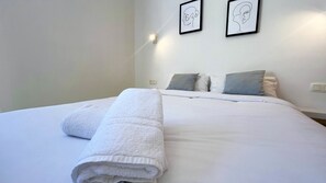 1 bedroom, iron/ironing board, travel cot, free WiFi