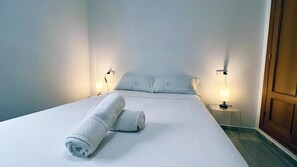 Iron/ironing board, travel cot, free WiFi, bed sheets - Mshome Casa Maria Málaga (Malaga)