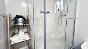 Hair dryer, towels - Mshome Alcazaba Dreams (Malaga)