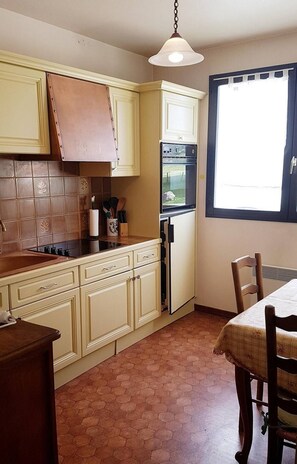 Private kitchen - METABIEF - GENEVRIERS - Les Airelles Apartment for 6 people (Metabief)