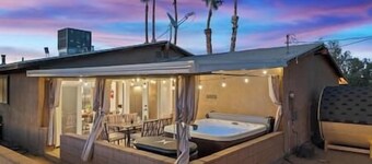 DesertDreamscape Sauna Cold Plunge SPA 3 min to JT