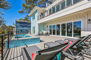 Terrace/patio - 12 Sea Front Ln, Direct Ocean Views, Private Pool, Elevator, Pickleball (Hilton Head Island)