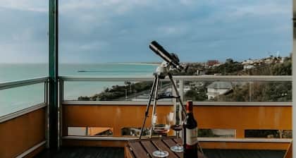 Pudding's Home: Seaview Sanctuary at the Beach