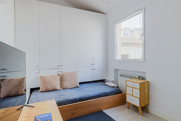 1 quarto, ferros/tábuas de passar roupa, Wi-Fi, roupa de cama