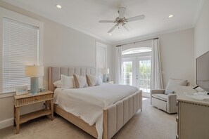 4 Schlafzimmer, Bügeleisen/Bügelbrett, Reisekinderbett, WLAN