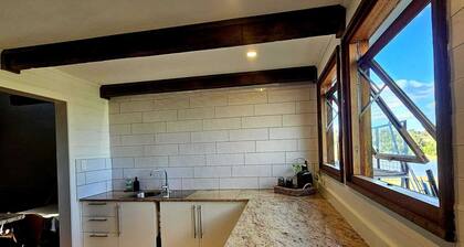 Barn on the Burnett,
Mundubbera