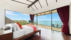 Desk, free cots/infant beds, rollaway beds, free WiFi -  Jasmine Waterslide Villa (Koh Samui)
