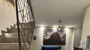 Living area - Hotel Bellhouse (Ezequiel Montes)