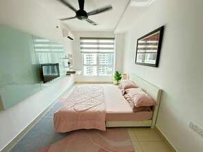 2 bedrooms, WiFi, bed sheets