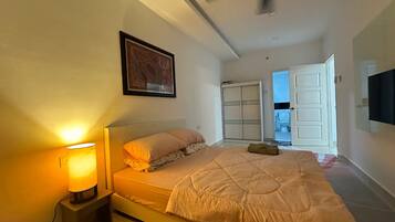 2 bedrooms, WiFi, bed sheets