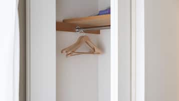 Apartment, 1 Bedroom, Non Smoking | 1 bedroom, free WiFi