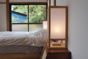 5 habitaciones, wifi gratis y ropa de cama