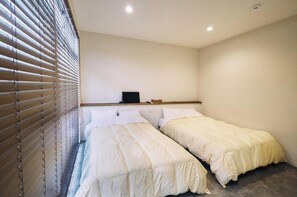 3 bedrooms, desk, free WiFi, bed sheets
