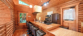 Log cabin hot spring with ocean view Private v / Atami Shizuoka
