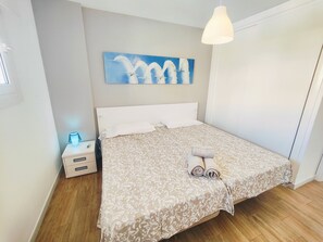 2 chambres, accès au Wi-Fi (inclus), literie fournie