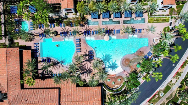 Piscine extérieure, piscine chauffée