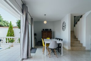 Dining - WELCS CASA 185 EMP con piscina privada (Empuriabrava)