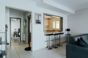 TV - WELCS CASA 185 EMP con piscina privada (Empuriabrava)